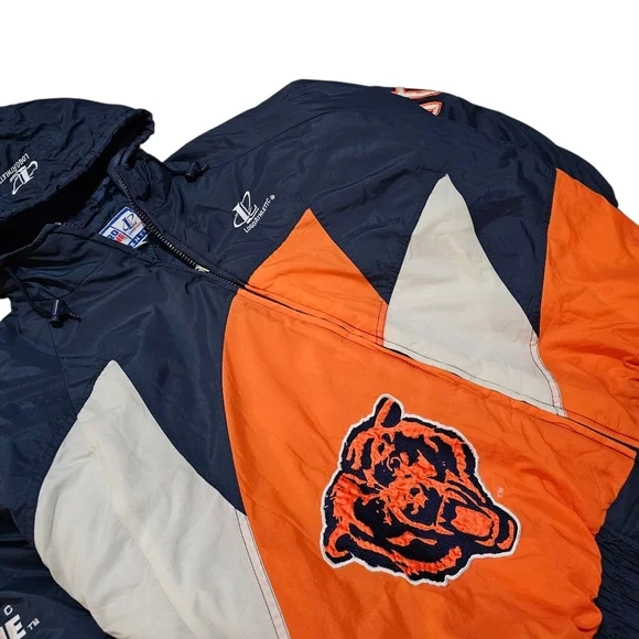 Vintage 90's NFL Pro Line Logo Athletic Double Sharktooth Chicago Bears Jacket - Picture 3 of 13